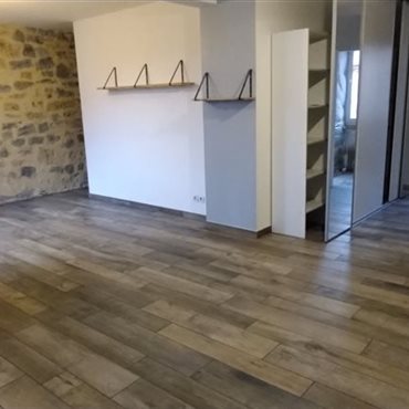 Travaux de carrelage sur les sols d'appartement à Millau